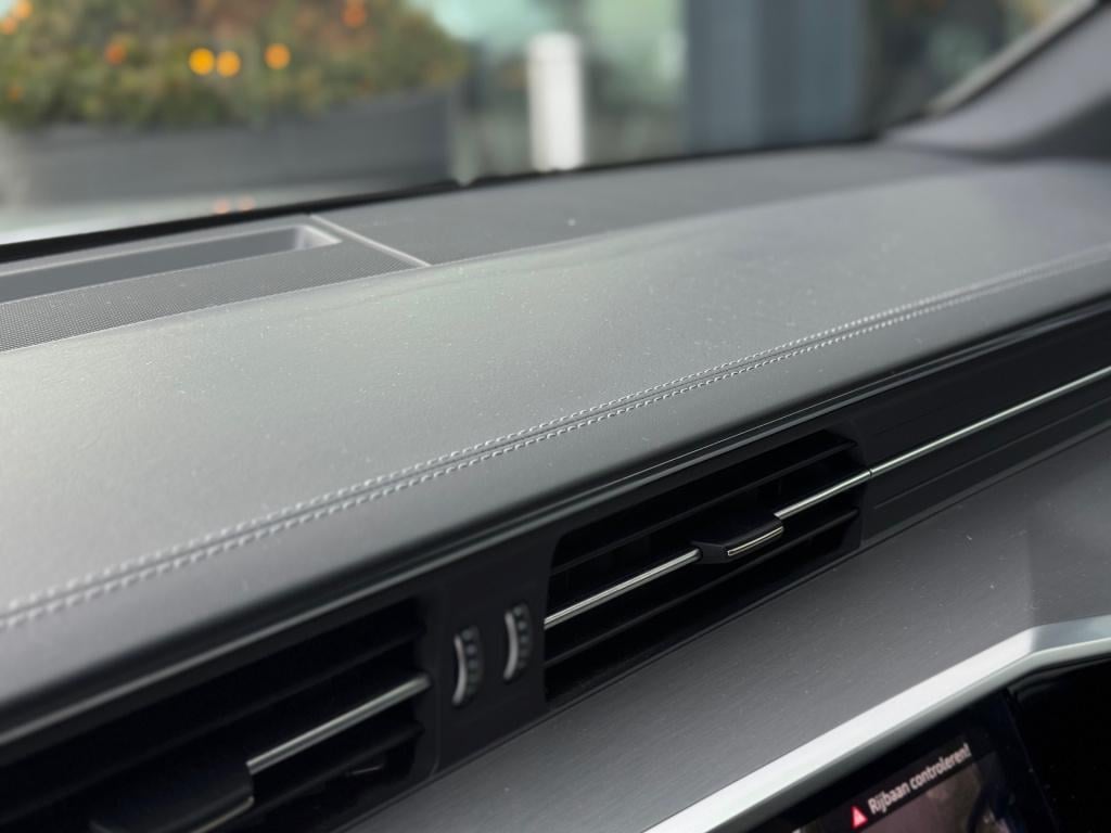 Audi A6 avant 55 tfsi e quattro competition