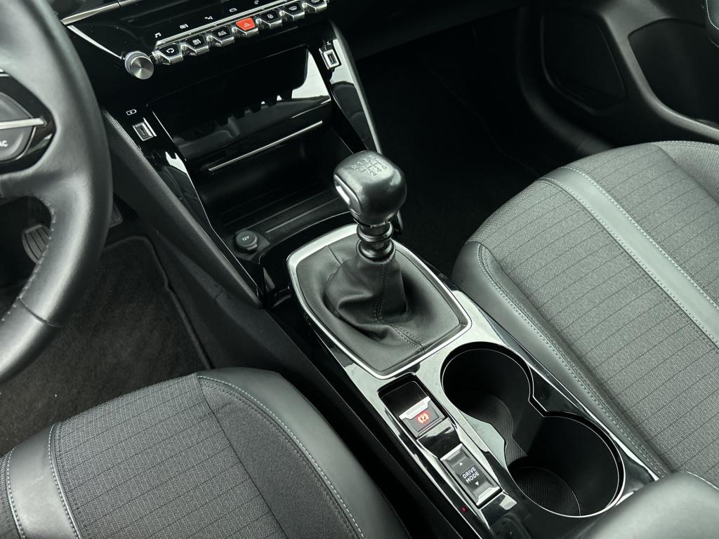 Peugeot 208 100 pk allure pack | rijklaar | navigatie | keyless start | 360