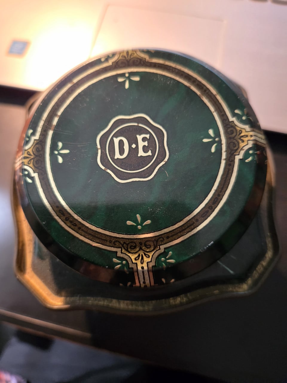 Blik Pickwick Thee (DE) 1981 Afmetingen 10,5 x 10,5 x11 cm