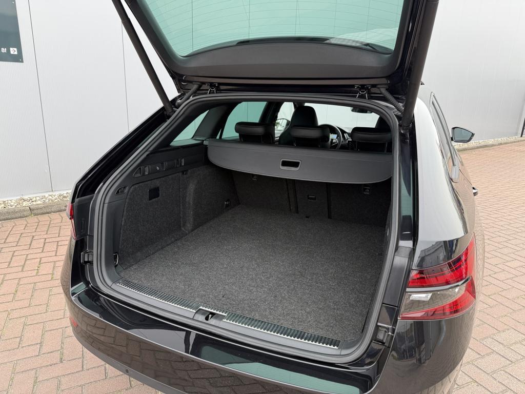 Skoda Superb combi 1.4 tsi iv 218pk sportline business