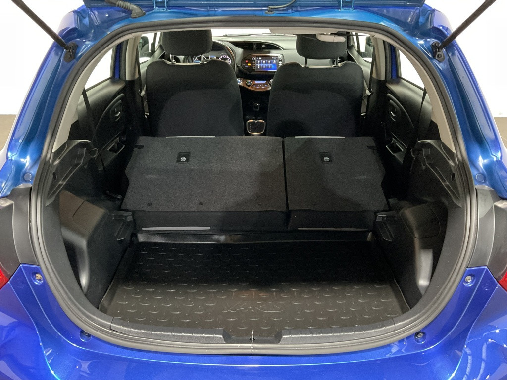 Toyota Yaris 1.5 hyb. aspiration | navi | keyless | camera |