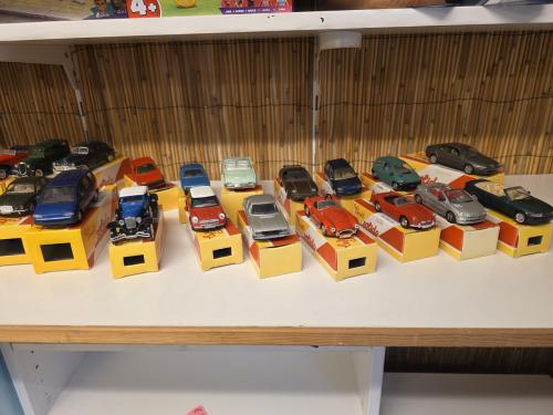 Partij  auto's  solido