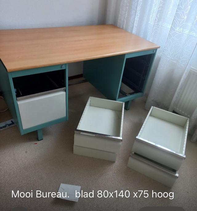 Gratis Bureau