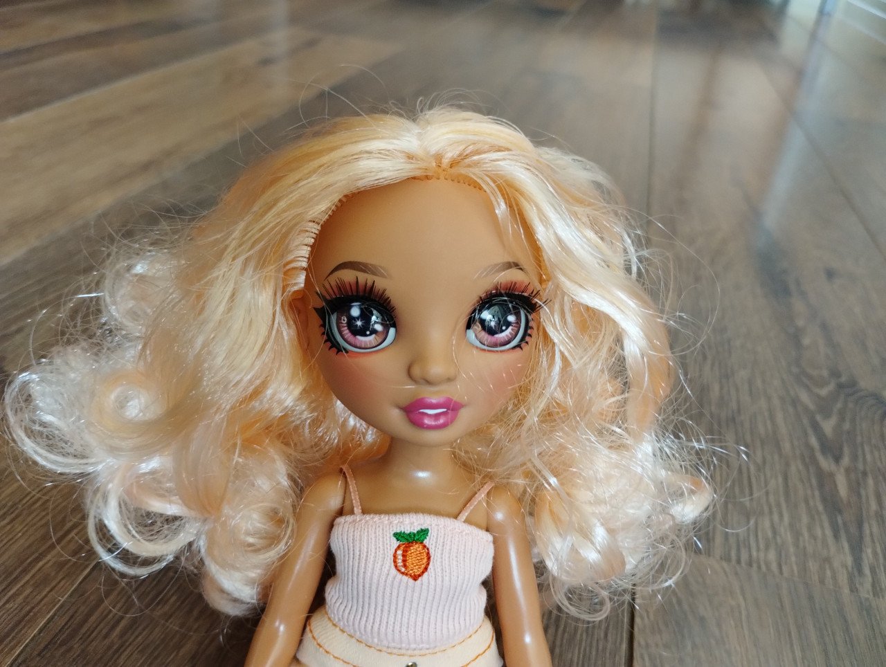 Rainbow high fashion pop georgia bloom peach