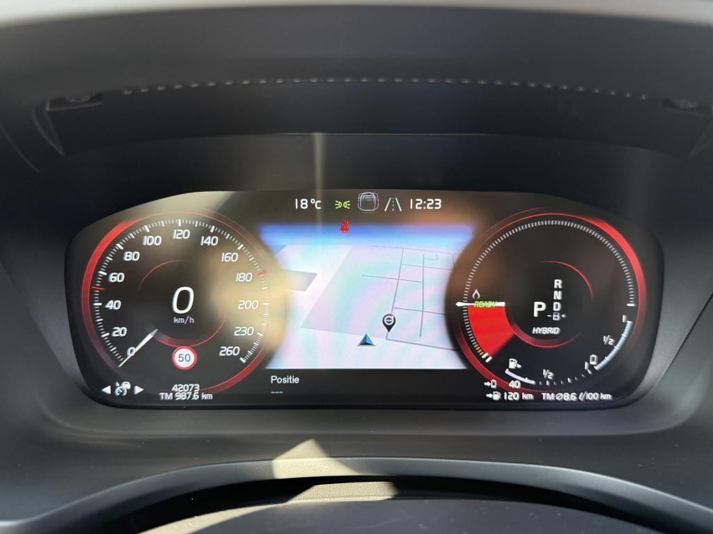 Volvo V60 t6 340pk recharge inscription| full options ! trekhaak