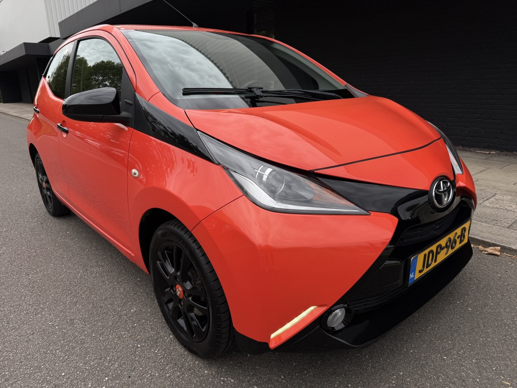 Toyota Aygo 1.0 vvt-i x-clusiv