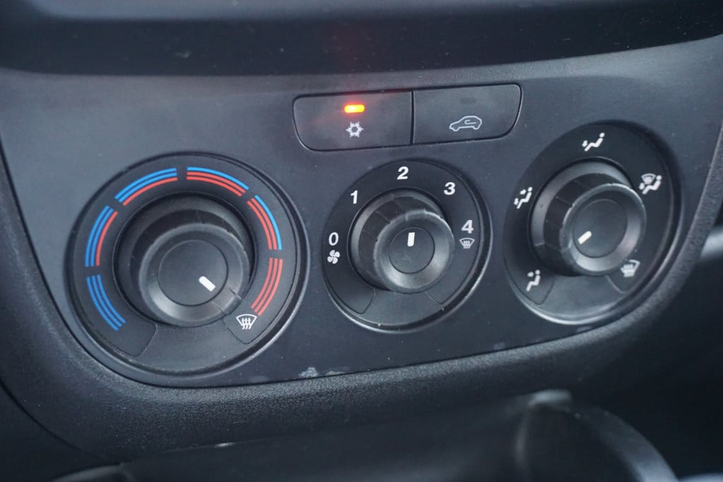 Fiat Doblo 1.4 dynamic airco / cruise / elektr. ramen / trekhaak / nap
