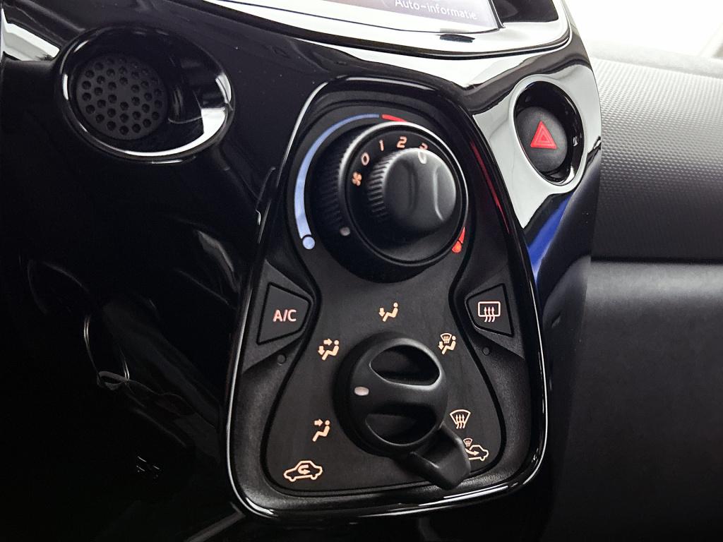 Peugeot 108 1.0 e-vti active top! | stoelverwarming | achteruitrijcamera | 