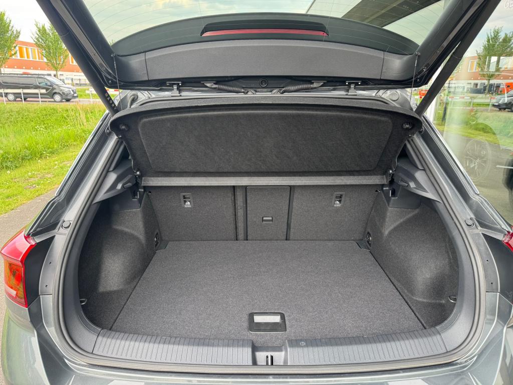 Volkswagen T-roc 1.5 tsi r-line edition automaat,elektrische achterklep,ach