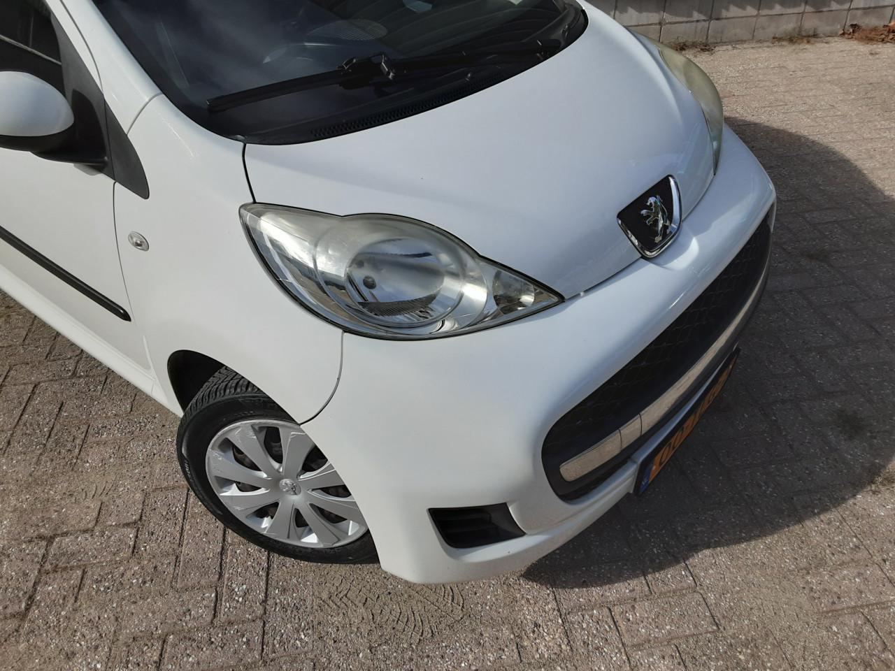Peugeot 107 1.0-12V XS