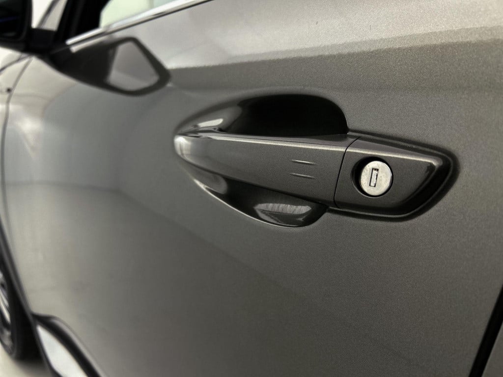 Peugeot 5008 1.6 e-thp gt-line | 7-zits | automaat | panoramadak | leder | 
