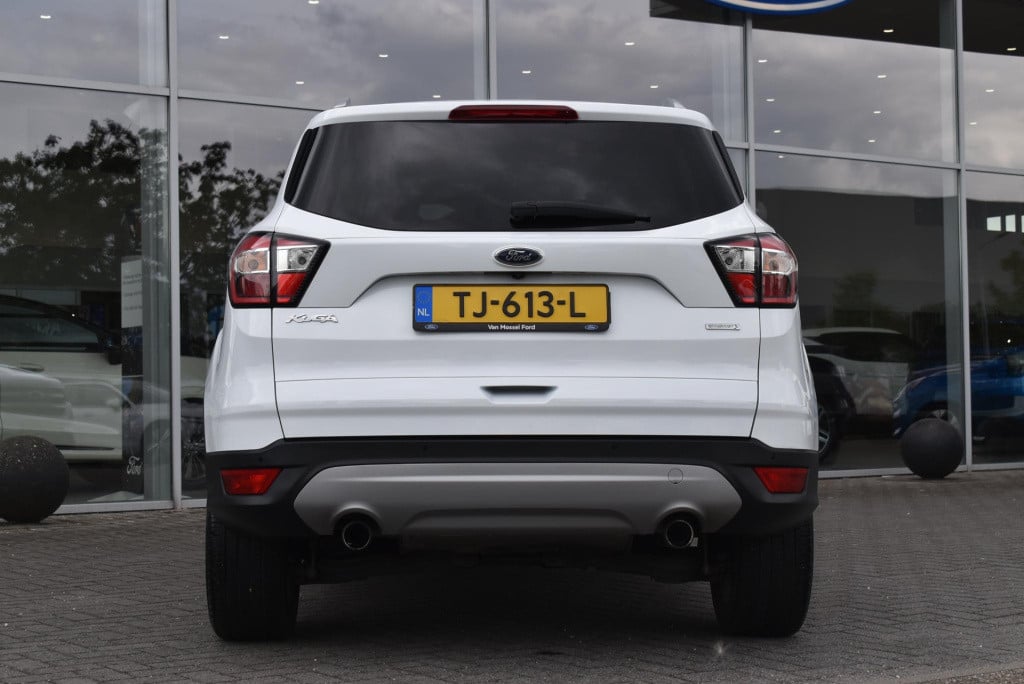 Ford Kuga 1.5 ecoboost titanium
