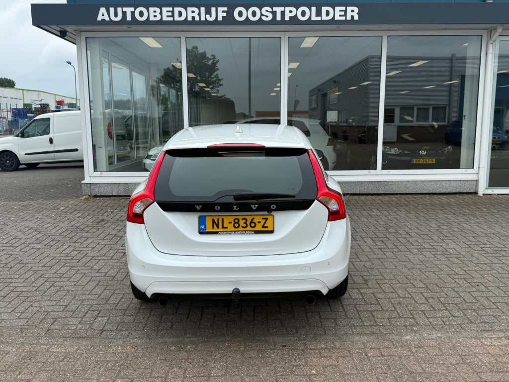 Volvo V60 1.5 t2 momentum