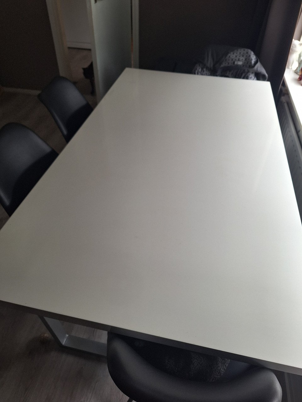 Eettafel wit hoogglans