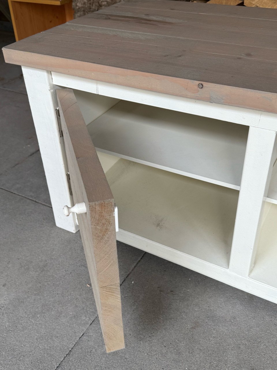 Set van bijzettafel en tv meubel