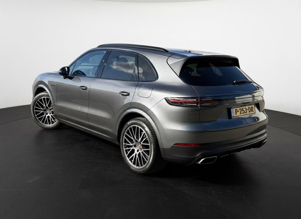 Porsche Cayenne 3.0 e-hybrid