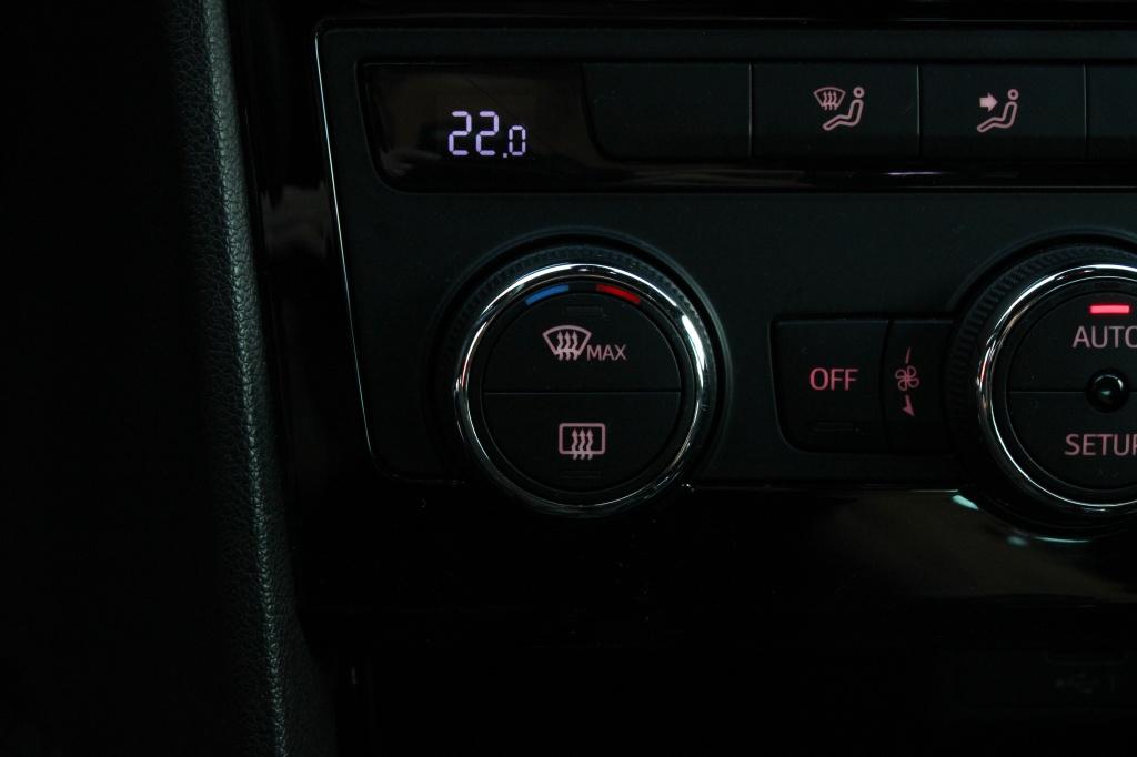 Seat Leon fr businessline 1.4 ecotsi fr bnsi.