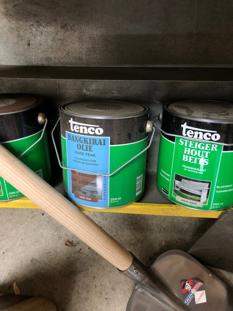 Tenco (steigerhout) beits 2.5 ltr blik 10 euro koffie gratis