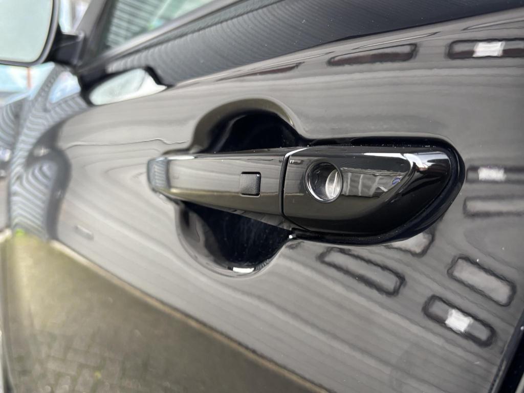 Hyundai Kona ev fashion 64 kwh design pack soh 95% 3-fase lader!