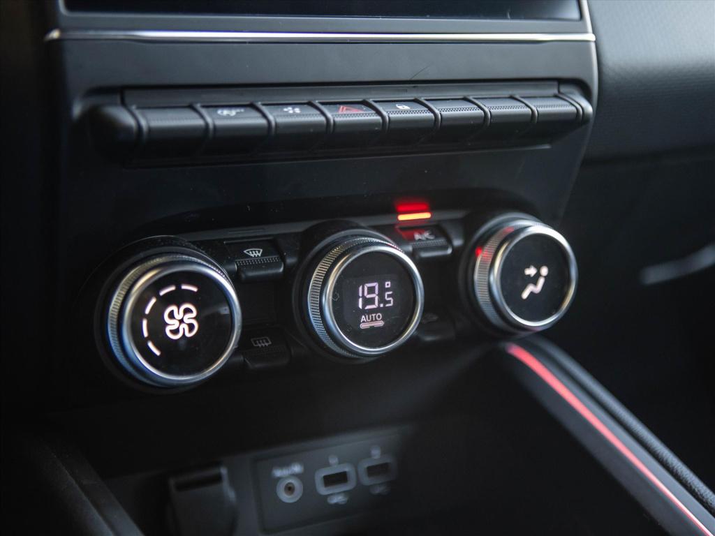 Renault Clio 1.0 tce 100 intens | apple carplay | android auto | cruise & c