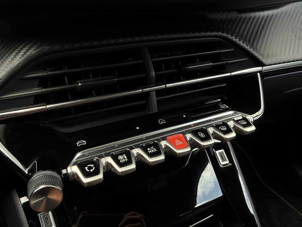 Peugeot 208 1.2 pt 100 gt