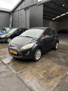 Ford ka met een jaar  apk!