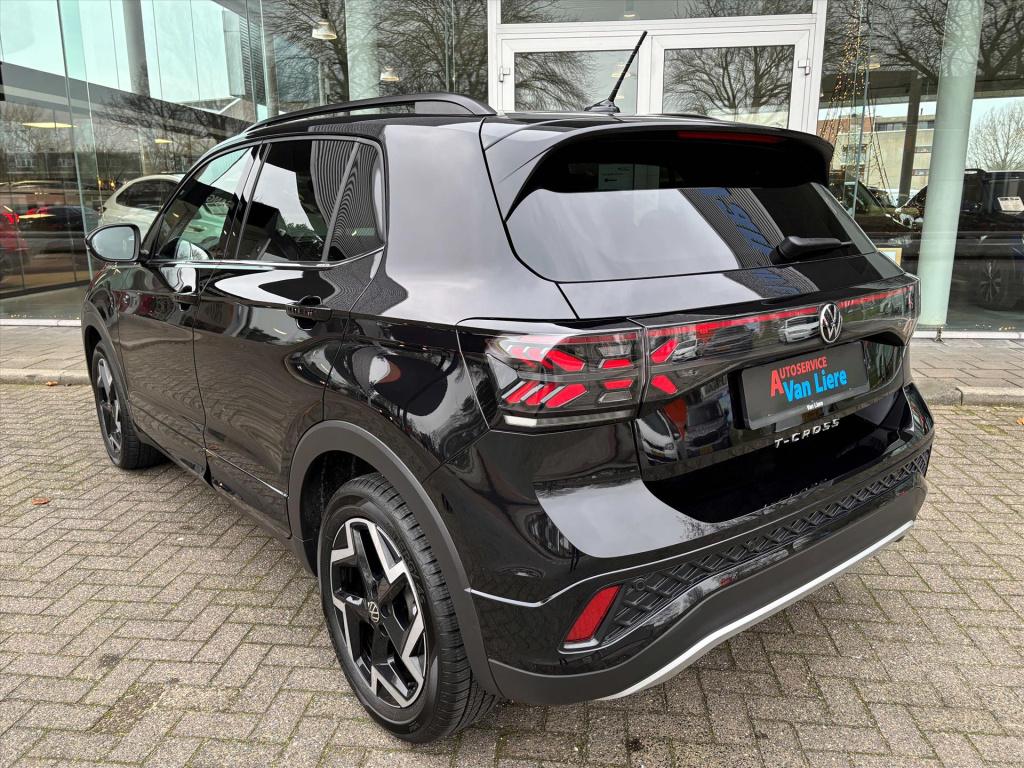 Volkswagen T-cross 1.5 tsi 150pk dsg-7 r-line| trekhaak|navi| led strip| ri
