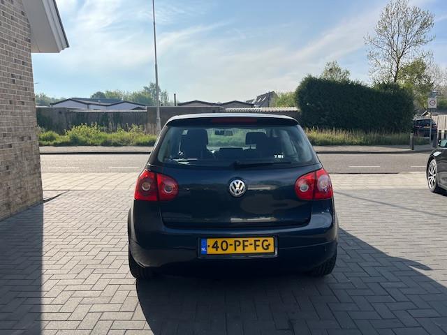VOLKSWAGEN GOLF 1.6FSI AIRCO