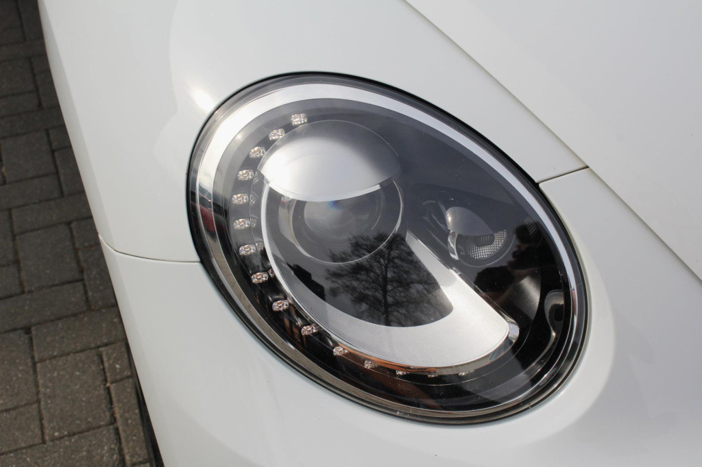 Volkswagen New Beetle cabriolet 1.4 tsi r-line club bluemotion - dab - led 