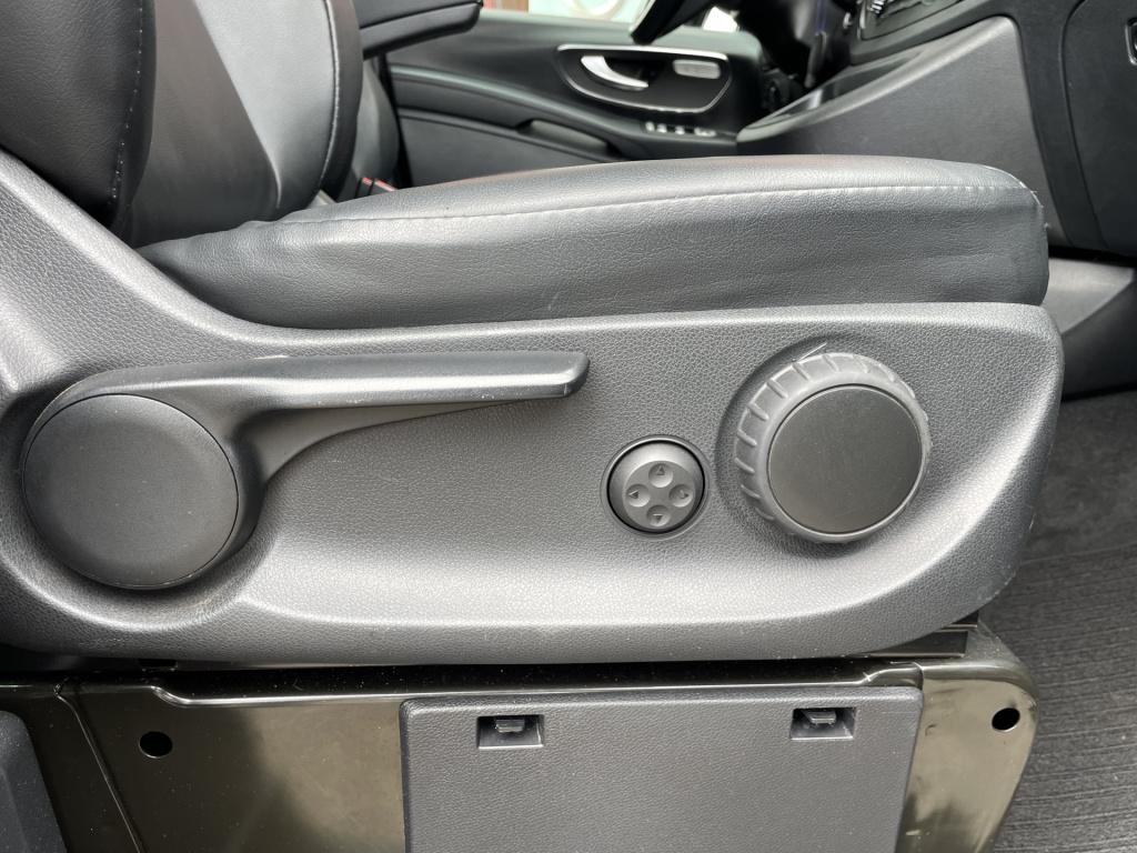 Mercedes-Benz Vito tourer 250cdi 190pk lang aut. 8 pers leer | led | 19'' |