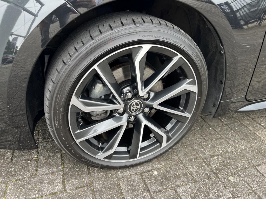 Toyota Corolla Touring Sports hybrid 180 executive| schuif kanteldak| jbl a