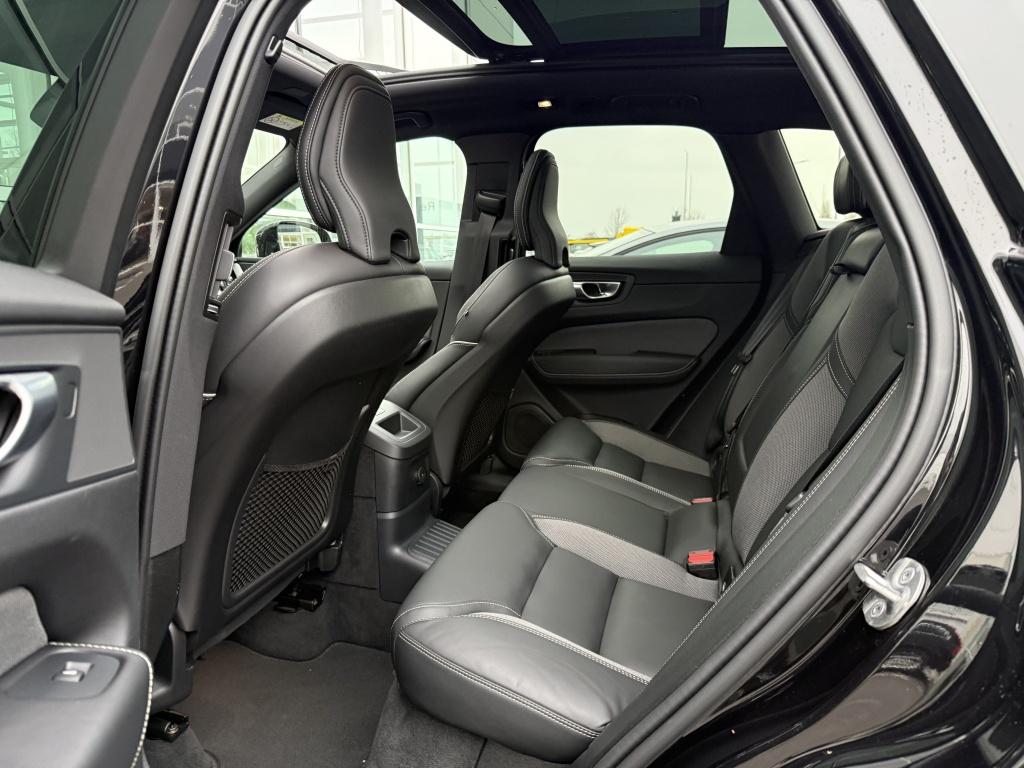 Volvo XC60 t6 398pk recharge black edition| panodak| 360camera| adap.cruise