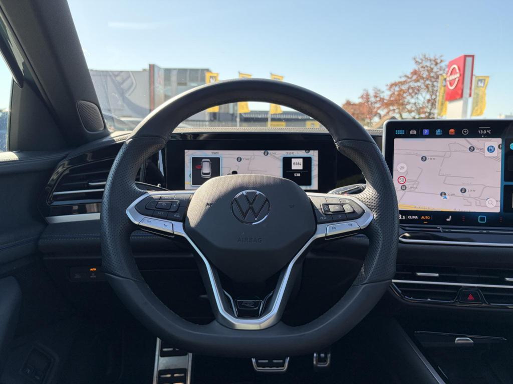 Volkswagen Passat variant 1.5 ehybrid r-line edition nl-auto, soh 97% volle