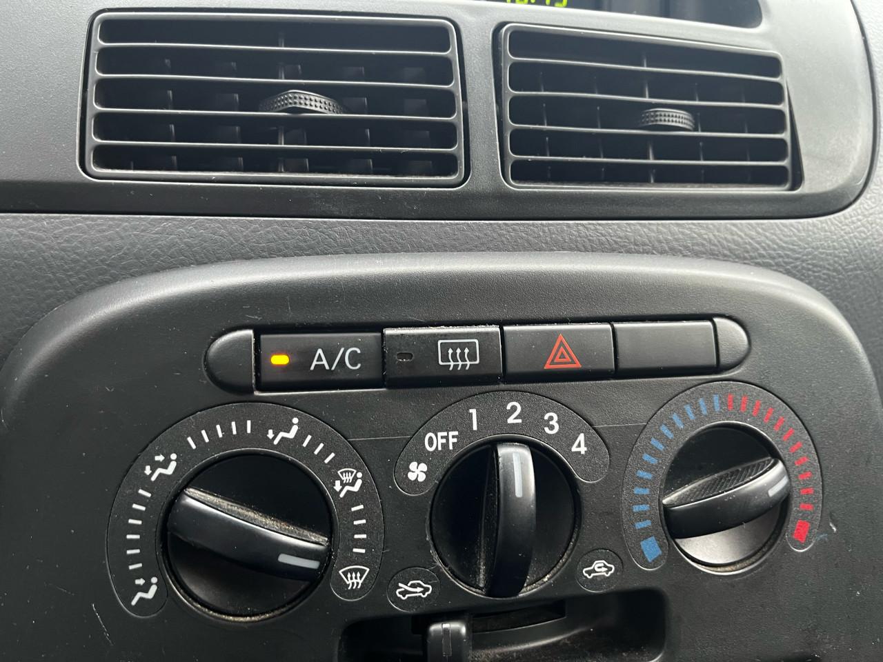 Daihatsu Cuore 1.0 Automaat | Airco | Nieuwe APK | 102.978 km |