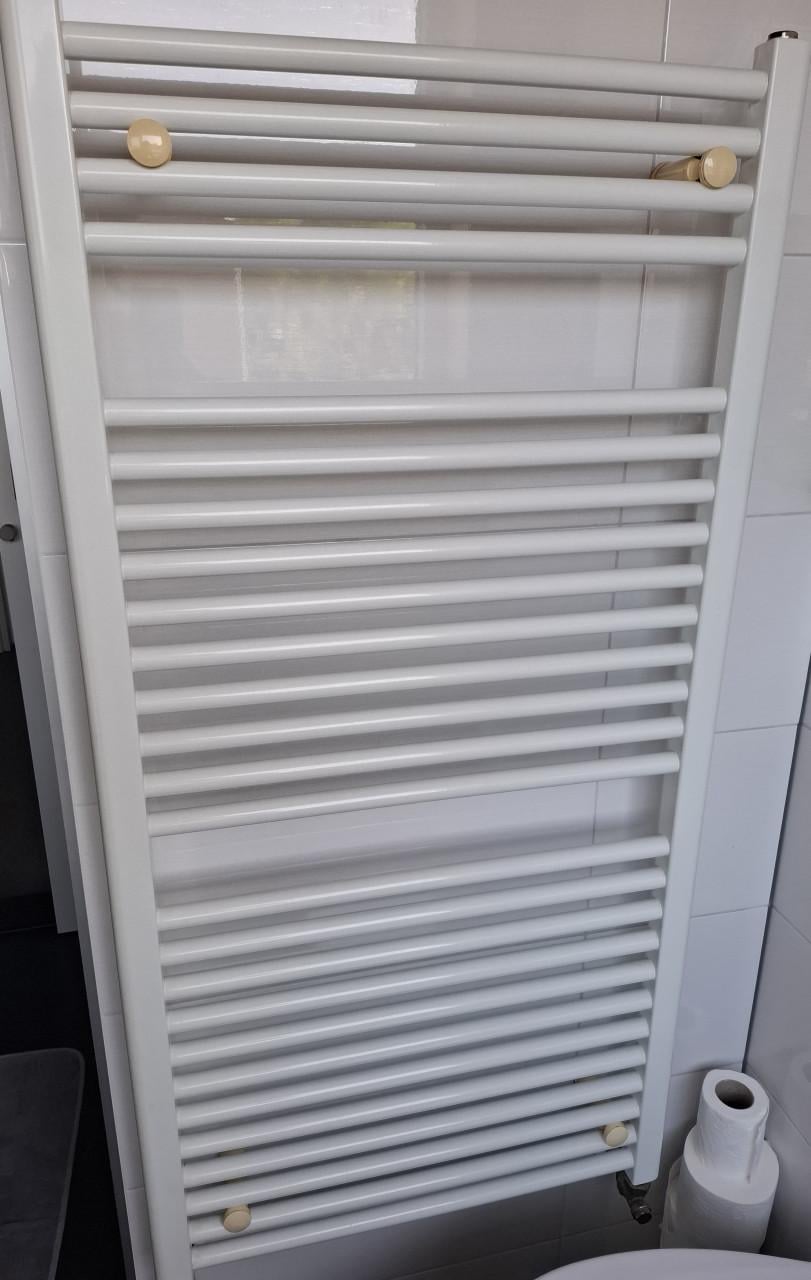 Handdoek radiator badkamer gratis