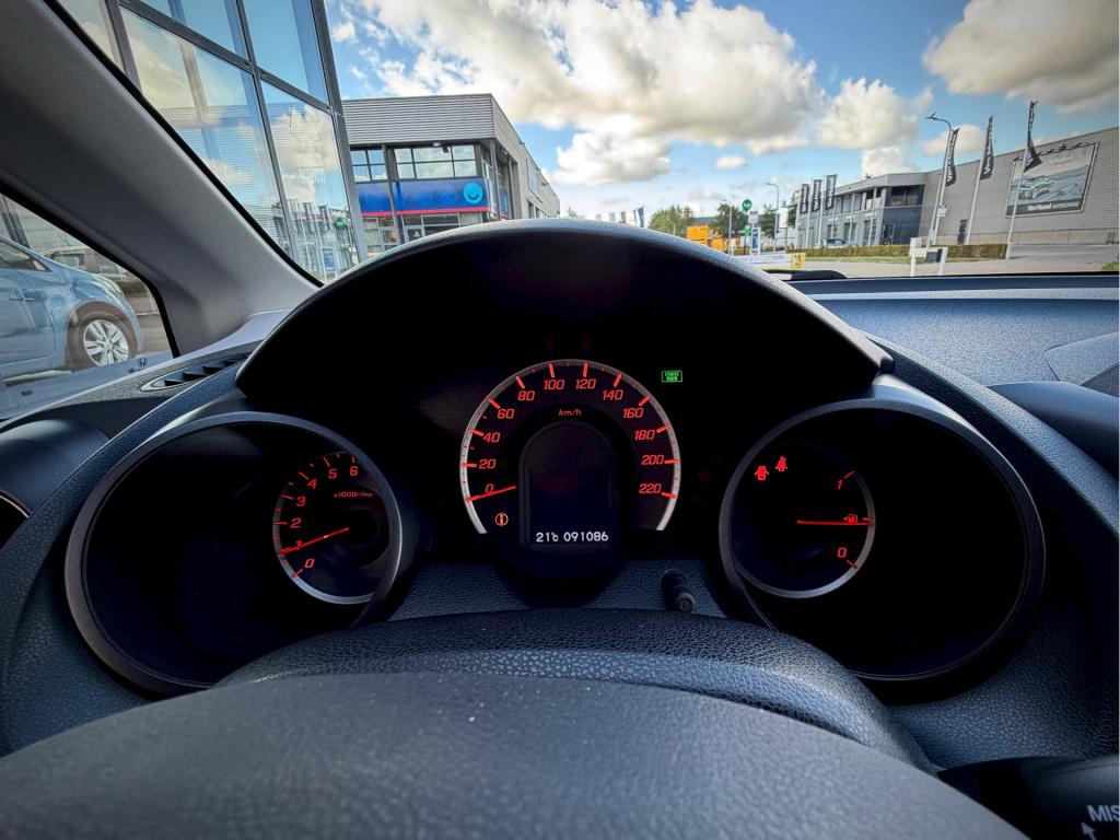Honda Jazz 1.4 comfort plus ecc cruise