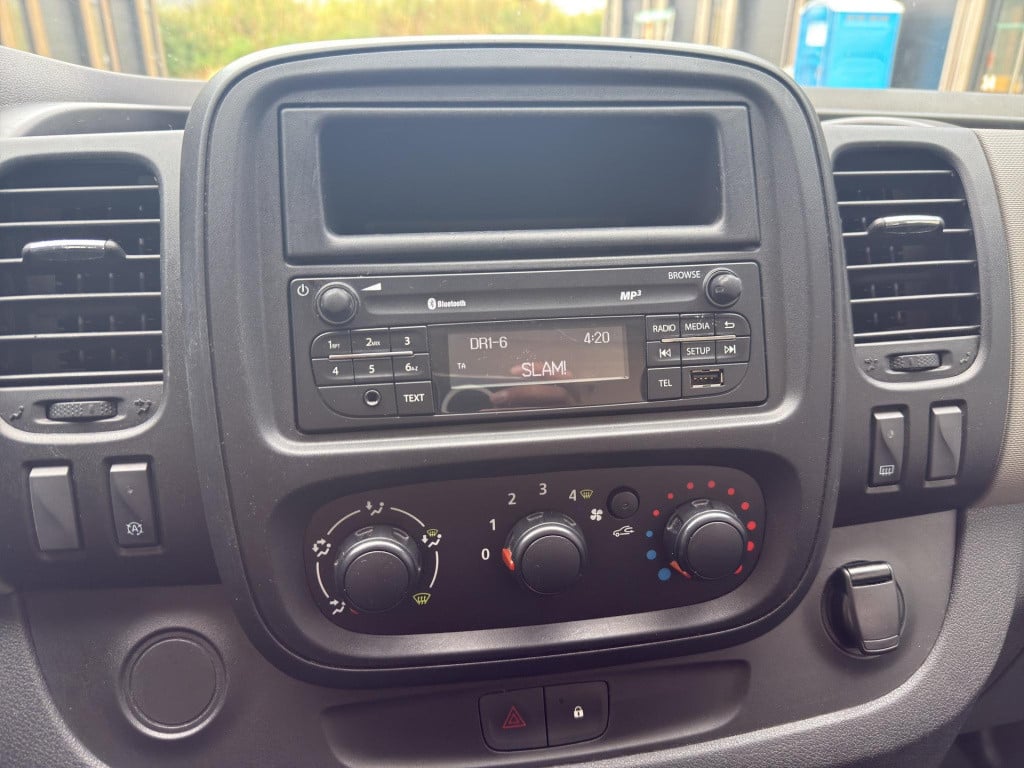 Renault Trafic passenger 1.6 dci 9 persoons ex btw ex bpm