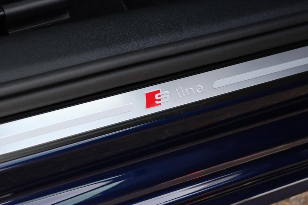 Audi A1 Sportback 30 tfsi s edition 115pk | carplay | sensoren