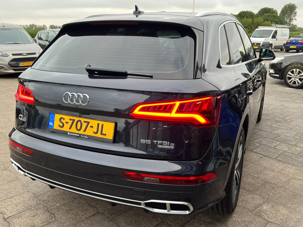 Audi Q5 55 tfsi e quattro competition s-line