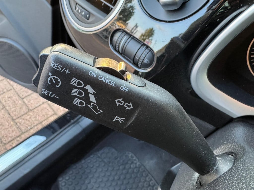 Volkswagen New Beetle 1.2 tsi design