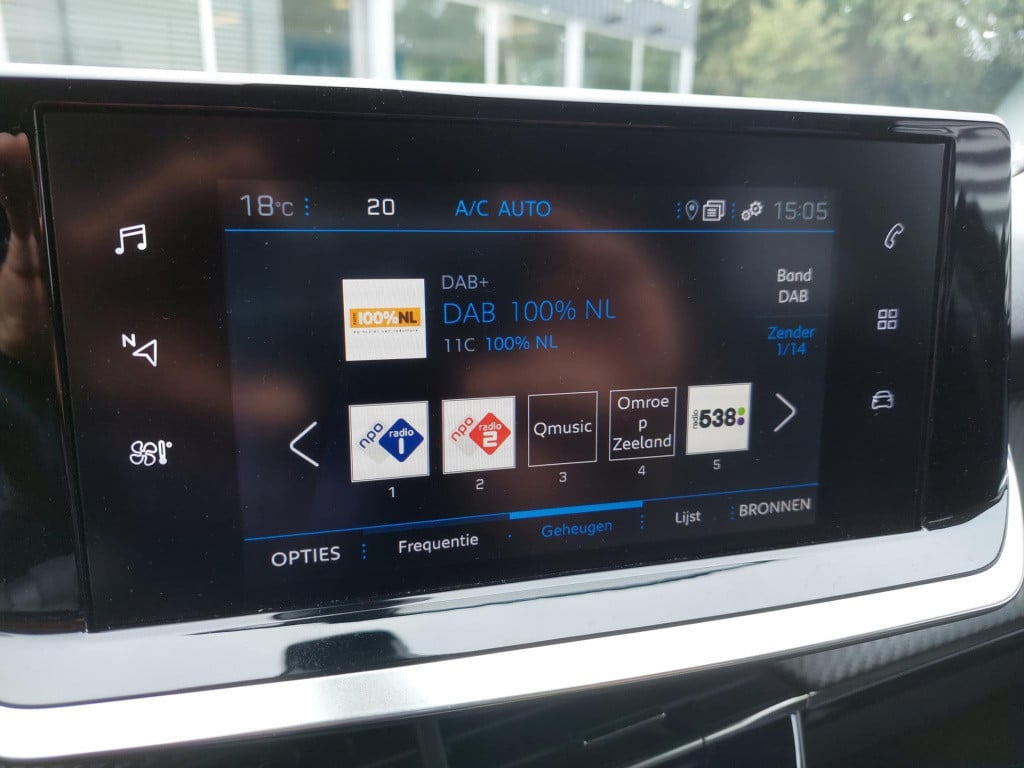 Peugeot 2008 suv 130 eat8 allure automaat nav/cam/clima
