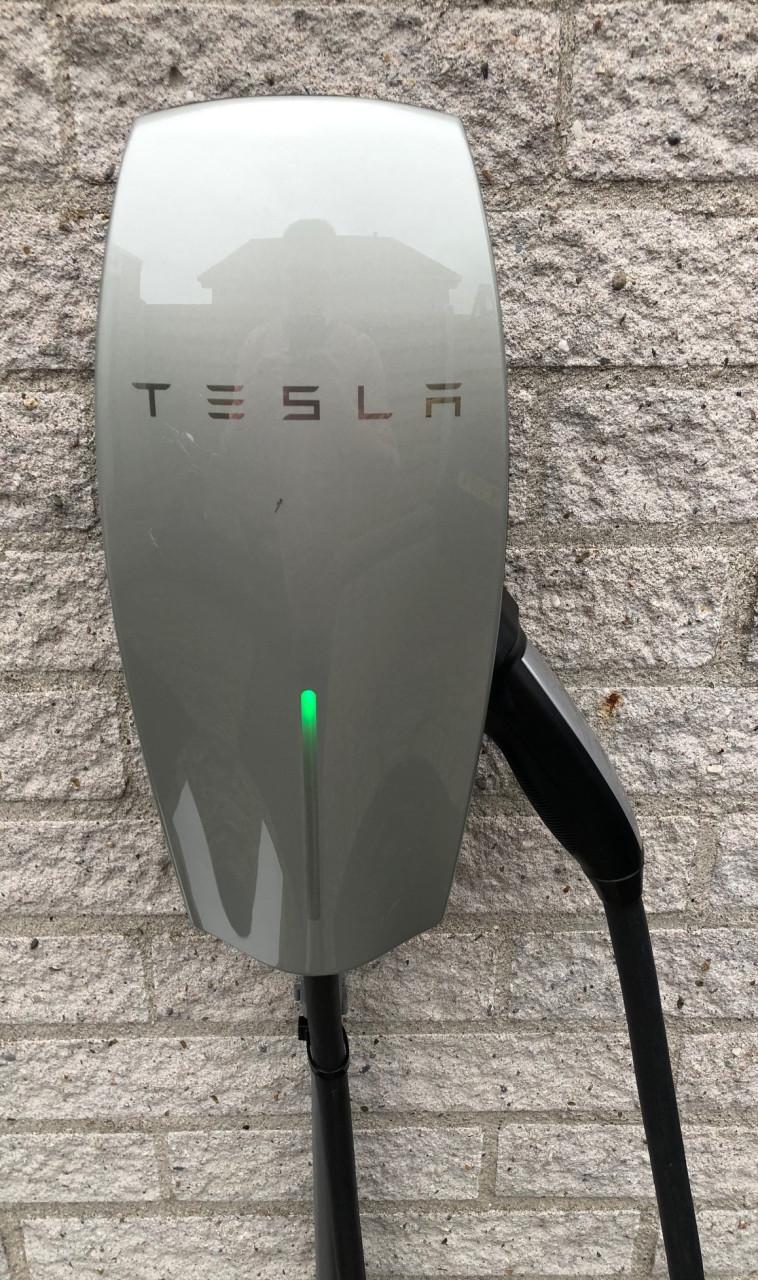 Tesla Wall Connector Gen 2 (Laadpaal tot 22kW) met kabel