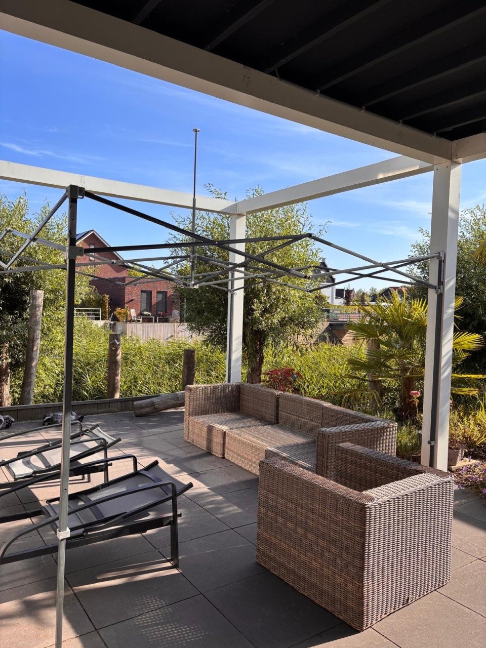 E-Z up Vantage partytent frame + verrijdbare opbergtas