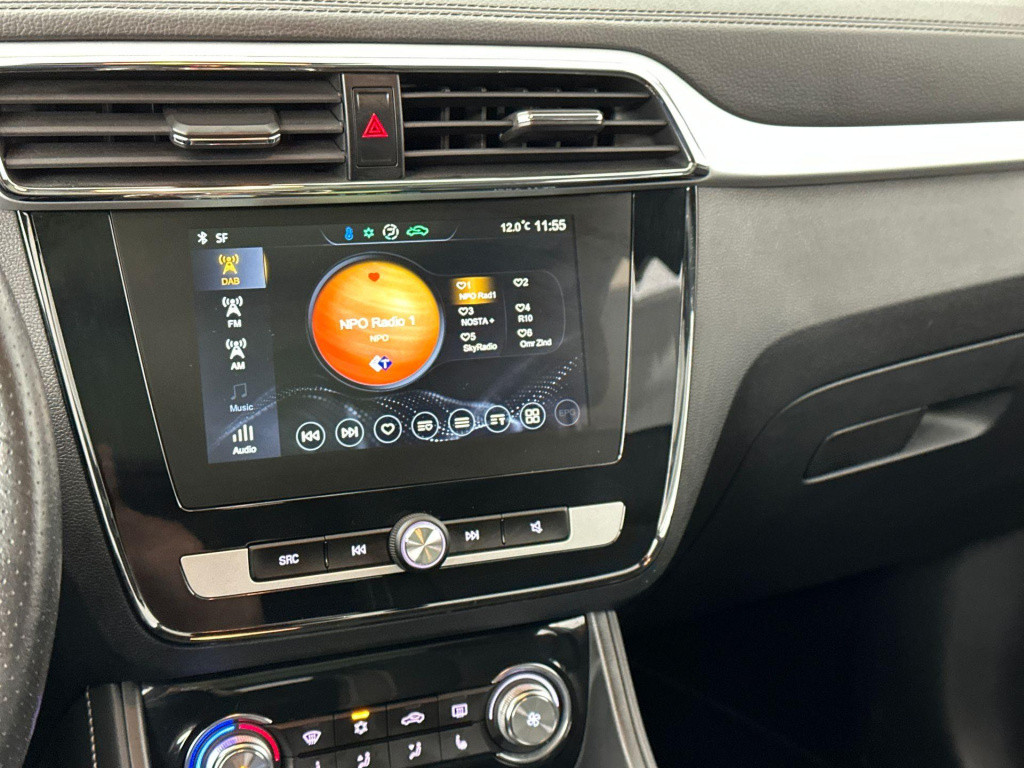 MG Zs-ev luxury 45 kwh | panoramadak | dealer onderhouden | leder | all sea