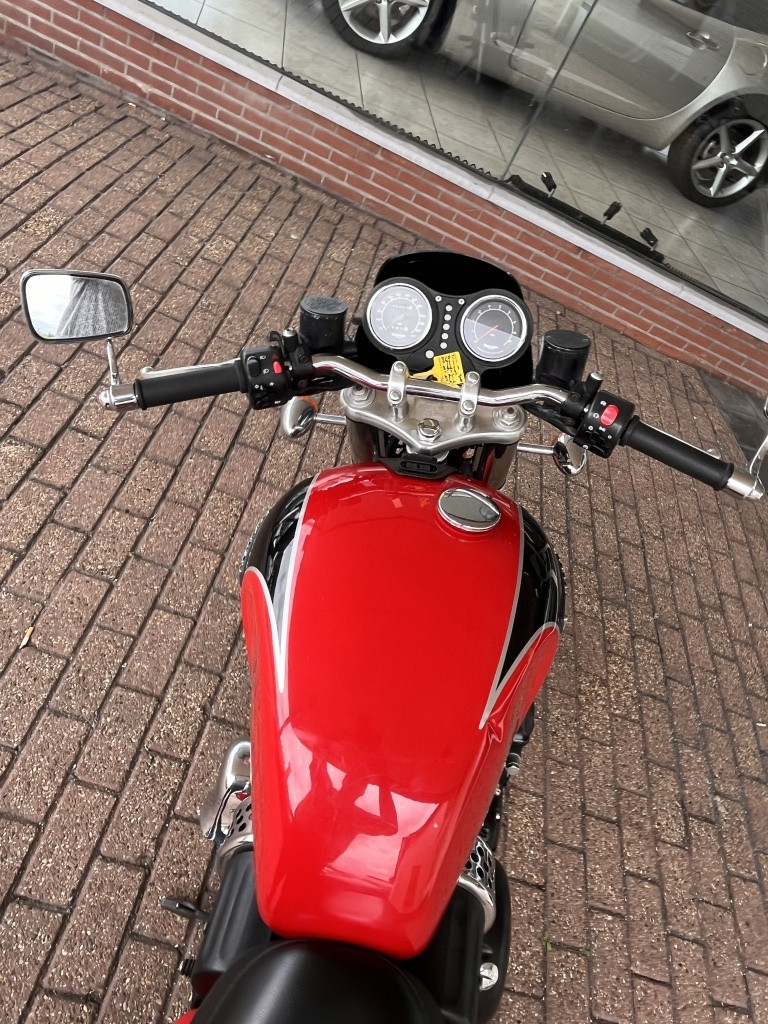 Triumph Onbekend thunderbird sport 900