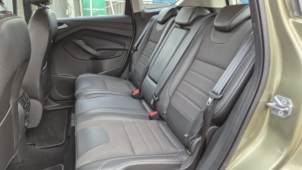 Ford Kuga 1.5 titanium 4wd | airco | cruise | automaat | 1e eig | nap |
