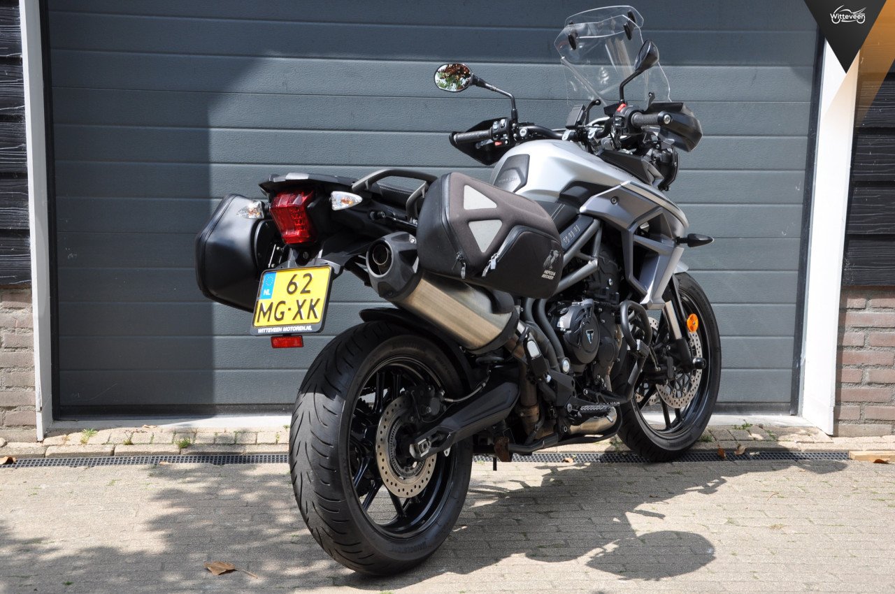 Triumph Tiger 800 XRX