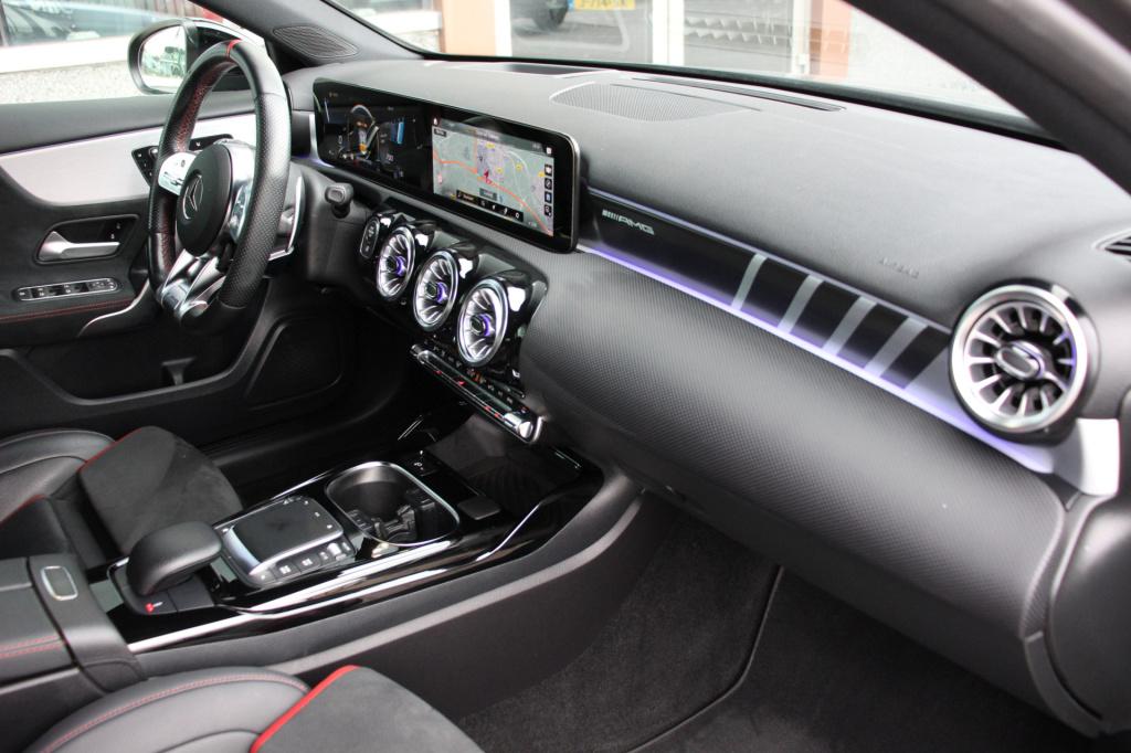 Mercedes-Benz A-Klasse amg 35 4matic premium plus | schaalstoelen | 360 cam