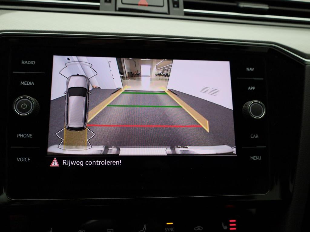 Volkswagen Passat variant 1.5 tsi comfortline business | lmv | parkeer sens
