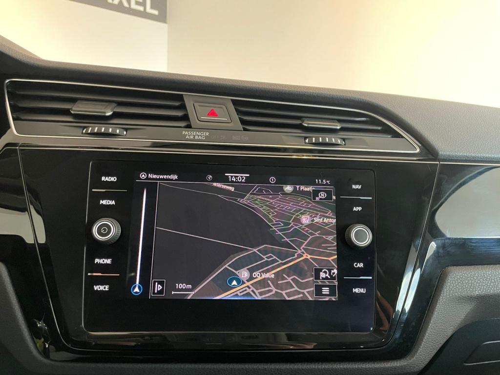 Volkswagen Touran 1.5 tsi highline